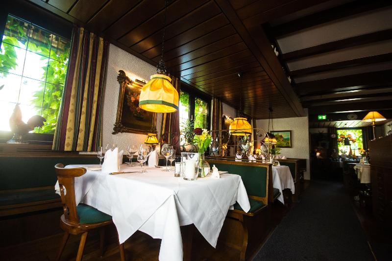 Hotel Restaurant Kaiserstuehler Hof image