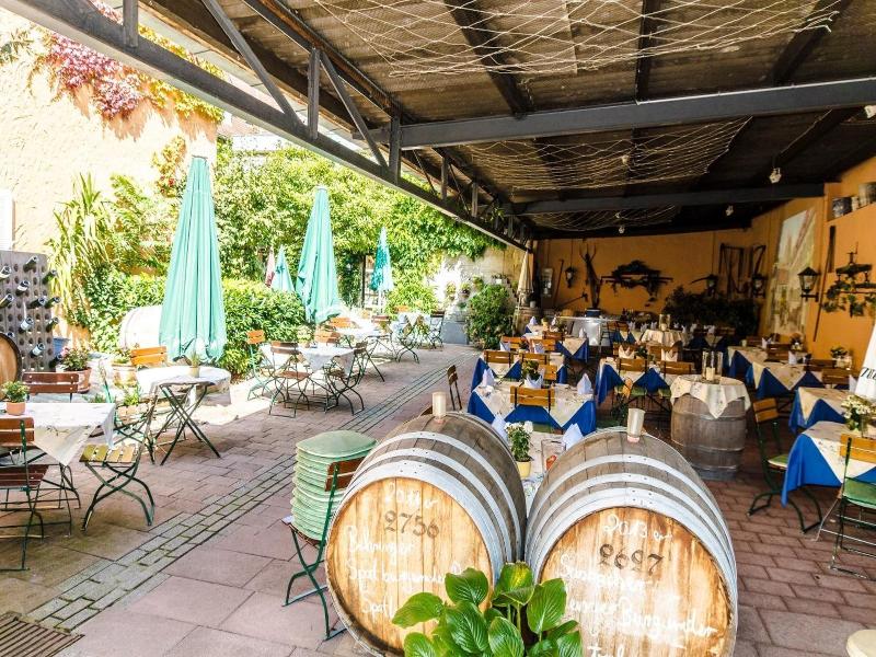 Hotel Restaurant Kaiserstuehler Hof image