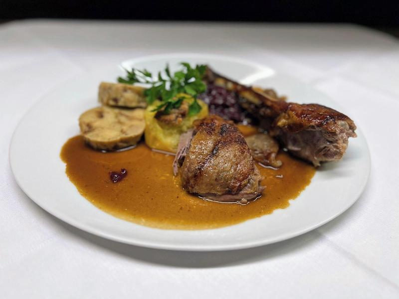 Hotel Restaurant Kaiserstuehler Hof image
