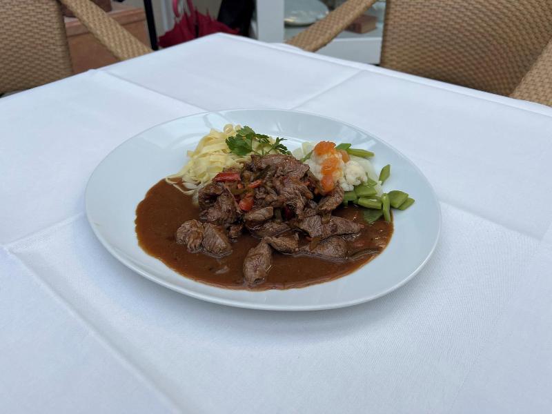 Hotel Restaurant Kaiserstuehler Hof image