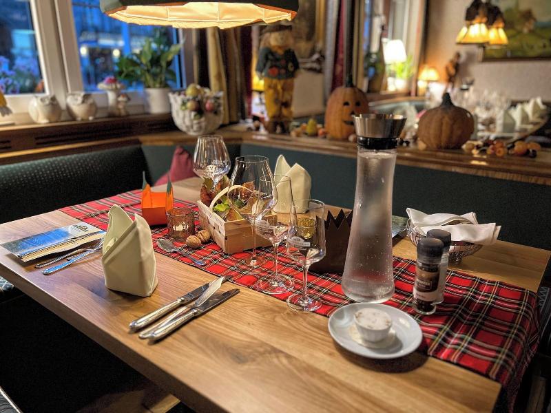 Hotel Restaurant Kaiserstuehler Hof image