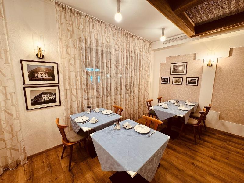 Hotel Restaurant Kaiserstuehler Hof image