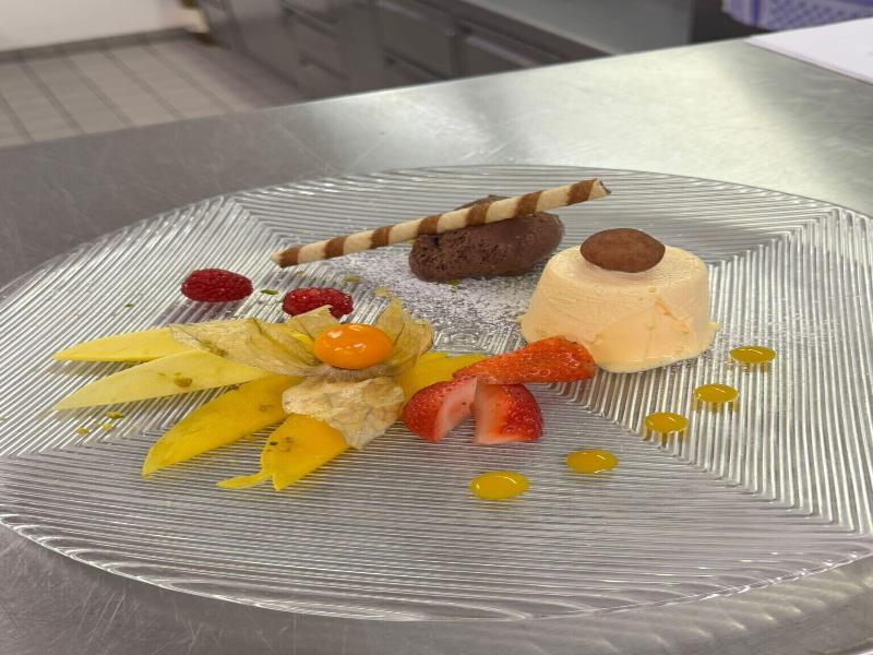 Hotel Restaurant Kaiserstuehler Hof image