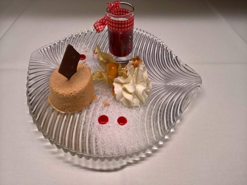 Hotel Restaurant Kaiserstuehler Hof image