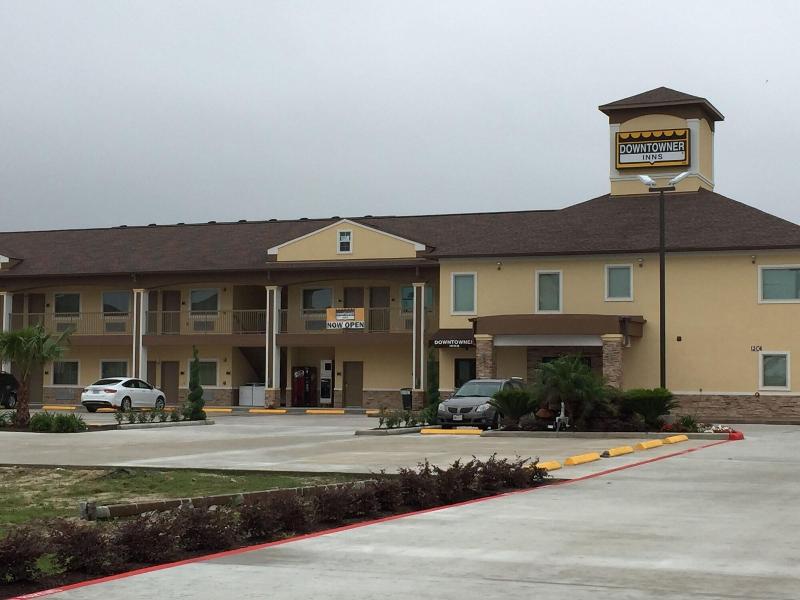 Downtowner Inns image