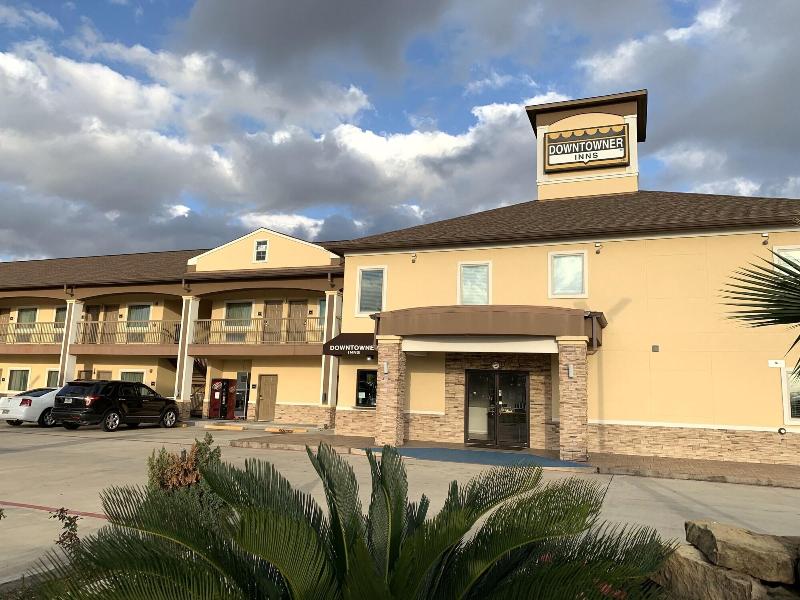 Downtowner Inns image