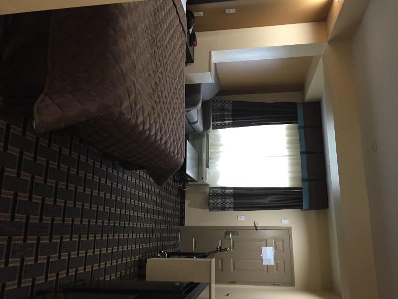 Downtowner Inns image