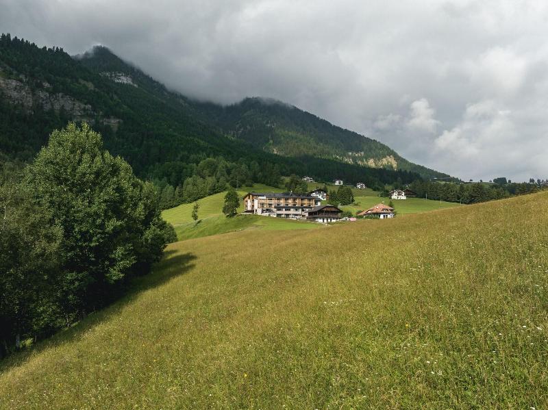 Naturhotel La Cort image
