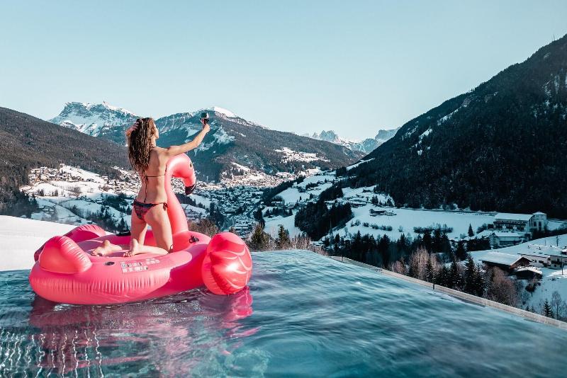 Naturhotel La Cort image