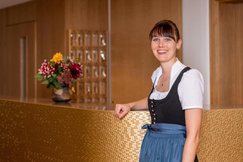 Gasthaus-Pension Zum Kreuz image