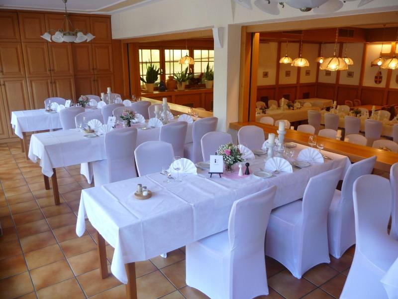 Gasthaus-Pension Zum Kreuz image