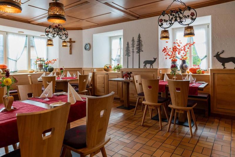 Gasthaus-Pension Zum Kreuz image
