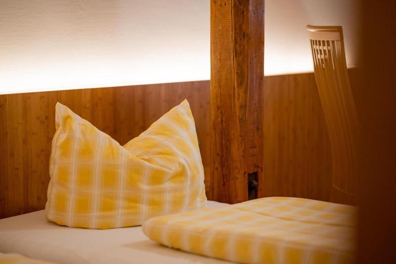 Gasthaus-Pension Zum Kreuz image