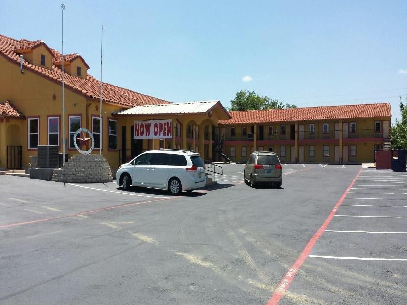 Taylor Village Inn And Suites image