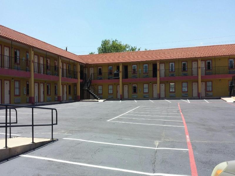 Taylor Village Inn And Suites image