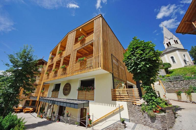 Hotel Chalet La Palsa image