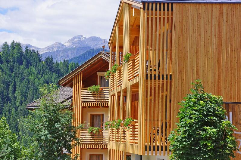 Hotel Chalet La Palsa image