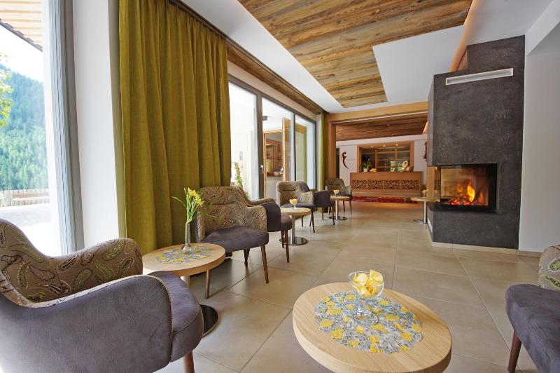 Hotel Chalet La Palsa image