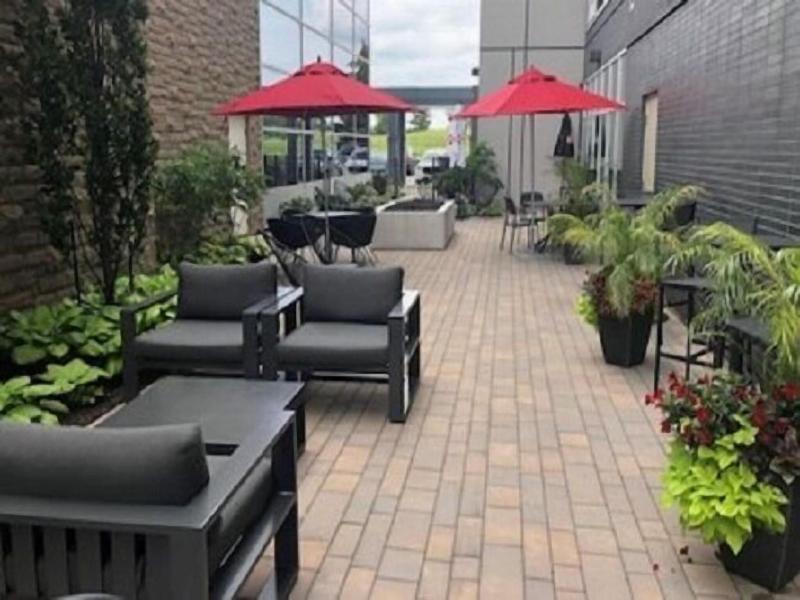 Courtyard By Marriott Burlington — photo 85