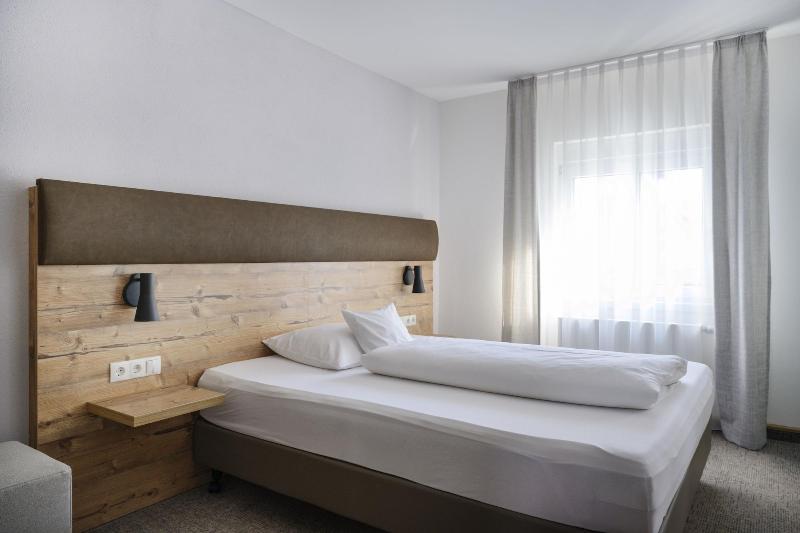 Aparthotelgarni Rose Ellwangen image