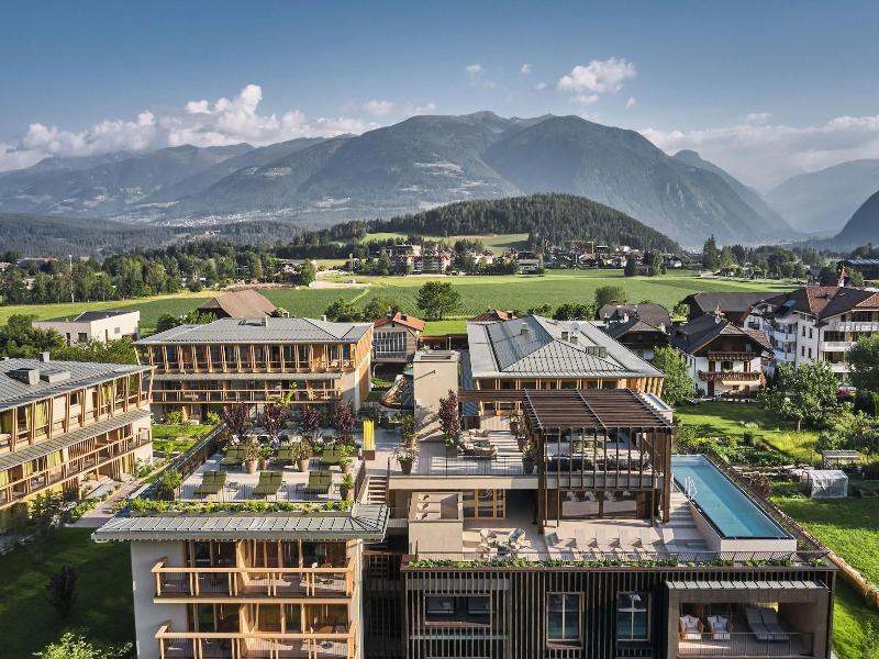 Falkensteiner Hotel Kronplatz image