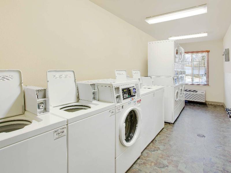 Woodspring Suites Washington Dc Andrews Afb image