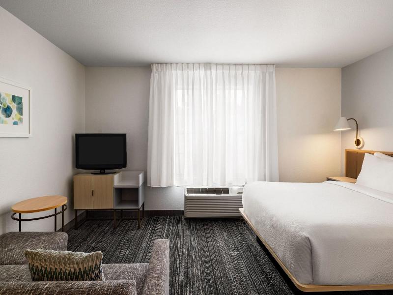 TownePlace Suites by Marriott Fort Meade National  image