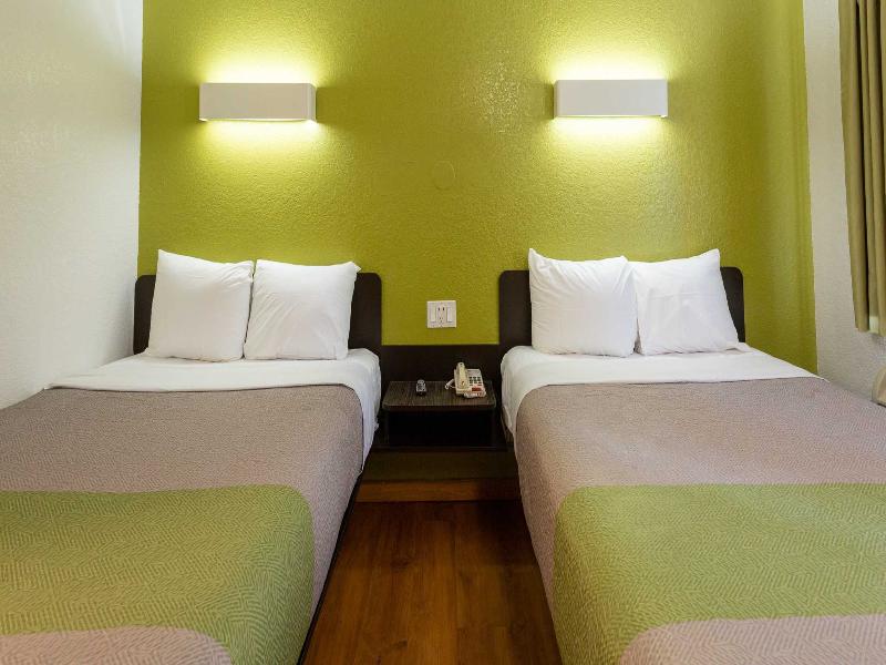 Motel 6 Camp Springs, Dc - South Camp Springs image