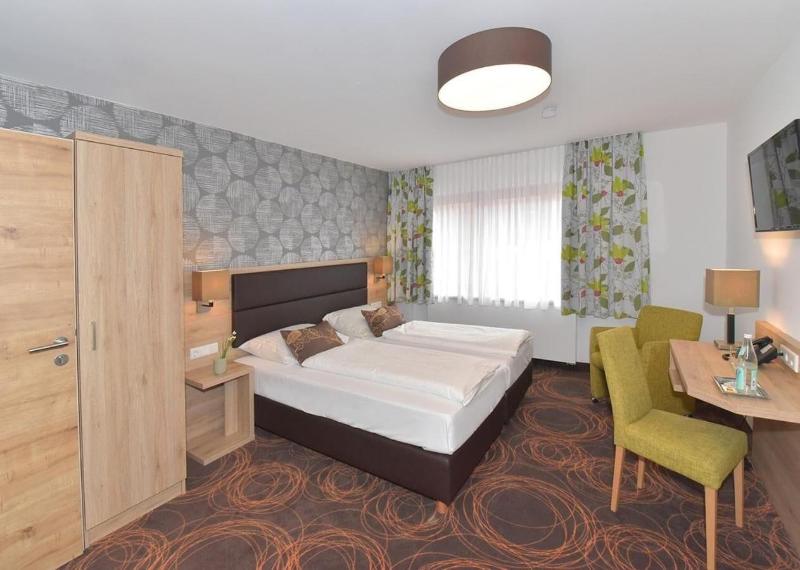 Hotel Weisses Lamm image