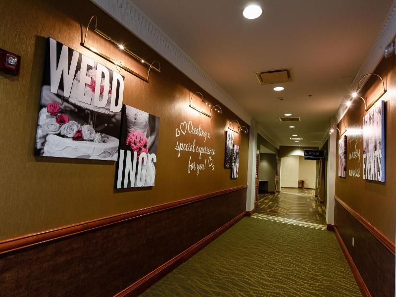 Wheeling Island Hotel-Casino-Racetrack image