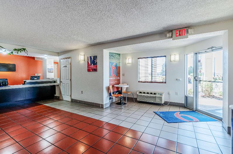Motel 6 Martinsburg, WV image