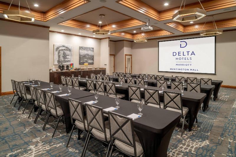 Delta Hotels By Marriott Huntington Mall image