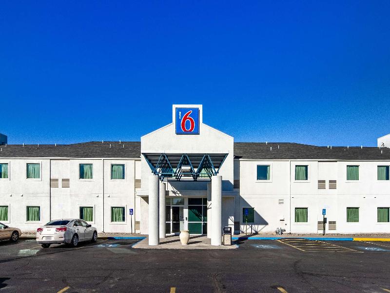 Motel 6 Wheatland, WY image