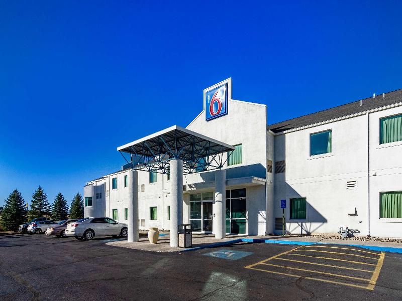 Motel 6 Wheatland, WY image