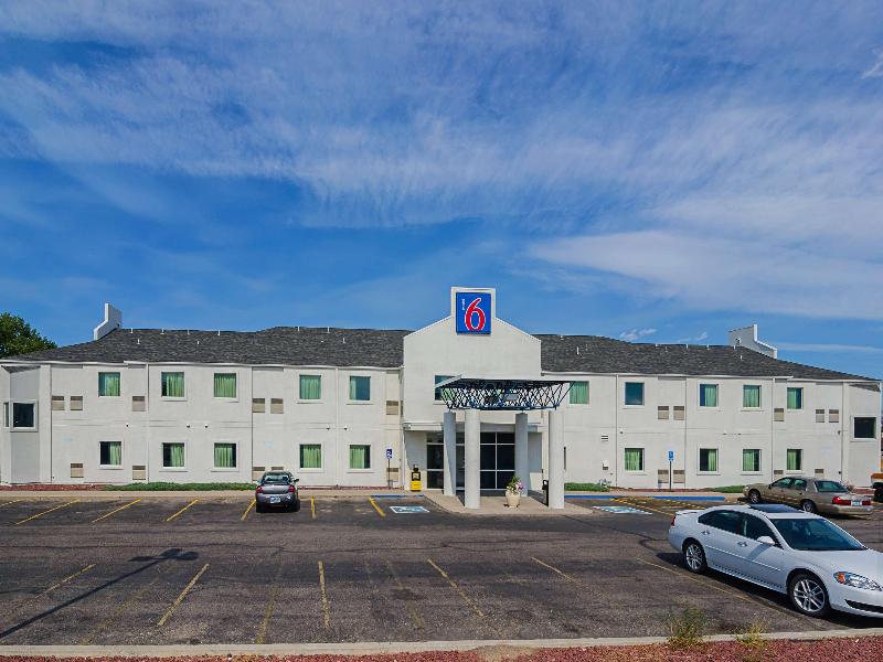 Motel 6 Wheatland, WY image