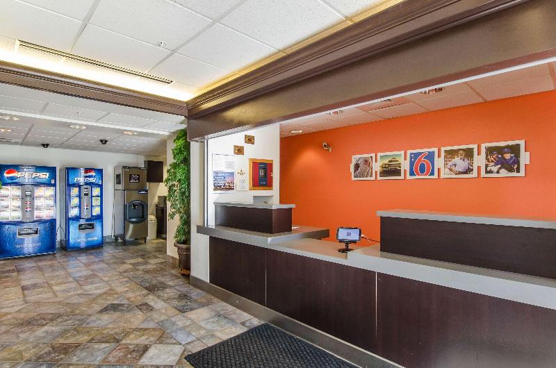 Motel 6 Wheatland, WY image