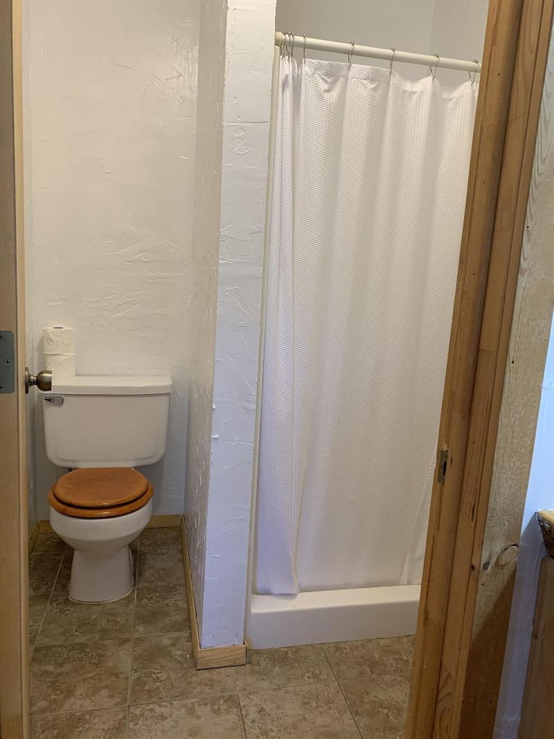 Chinook Winds Motel image