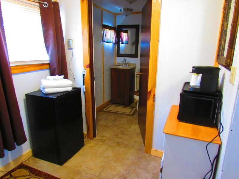 Chinook Winds Motel image