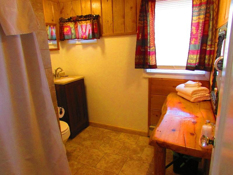 Chinook Winds Motel image