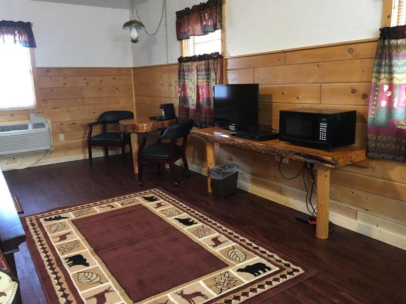 Chinook Winds Motel image