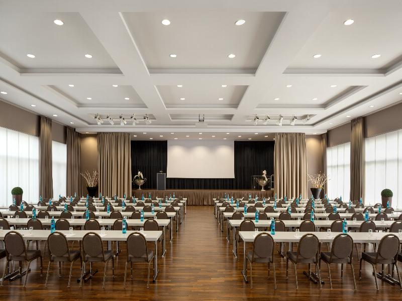 Ramada By Wyndham Duesseldorf Ratingen image