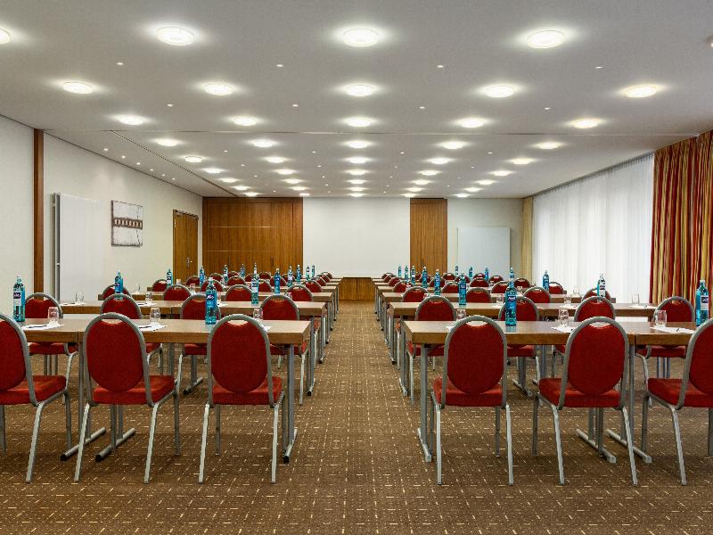 Ramada By Wyndham Duesseldorf Ratingen image