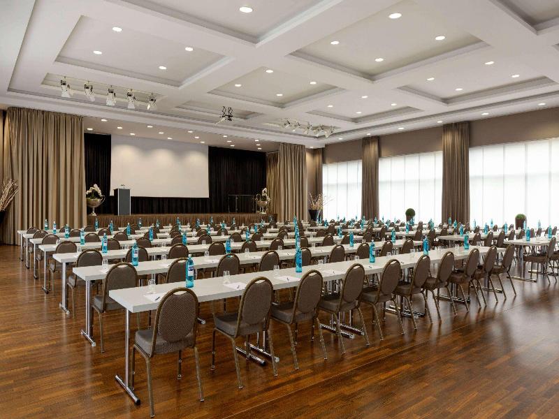 Ramada by Wyndham Duesseldorf Ratingen image