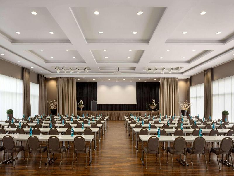 Ramada by Wyndham Duesseldorf Ratingen image