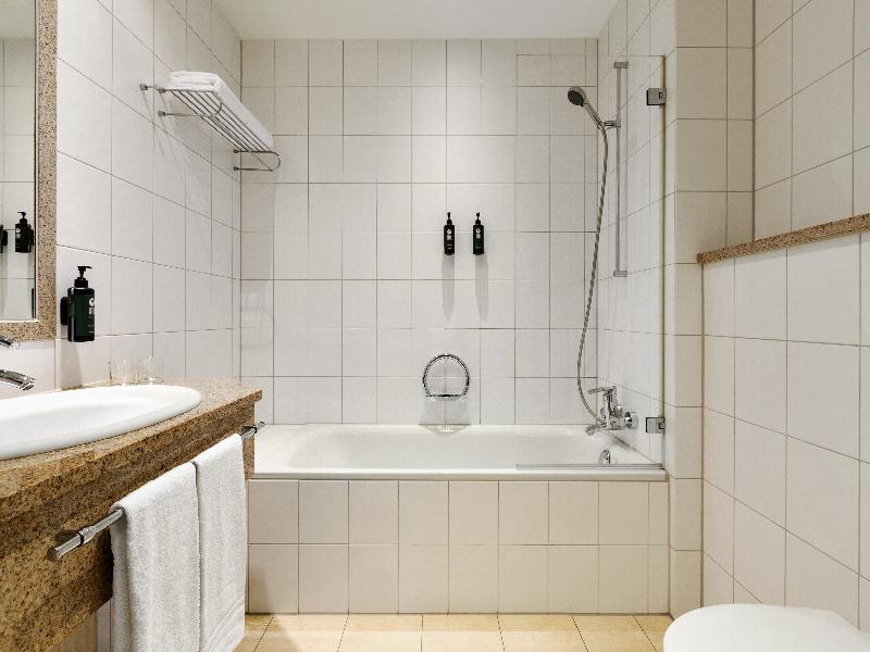 Ramada By Wyndham Duesseldorf Ratingen image