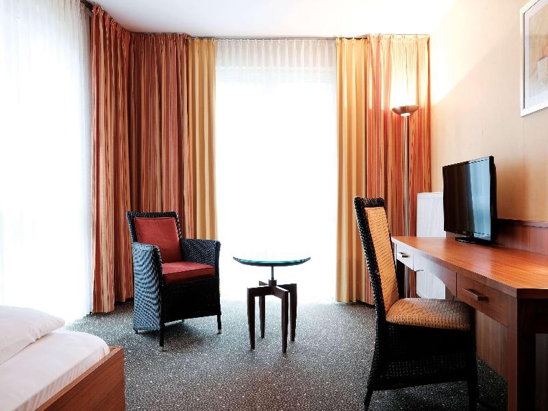 Ramada by Wyndham Duesseldorf Ratingen image