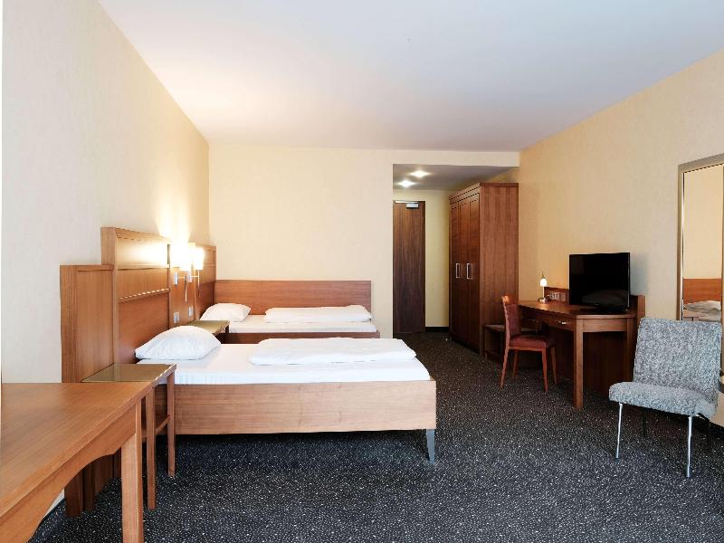 Ramada by Wyndham Duesseldorf Ratingen image