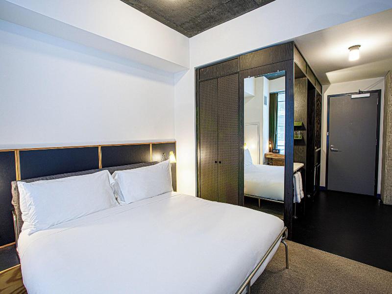 The Emily Hotel image