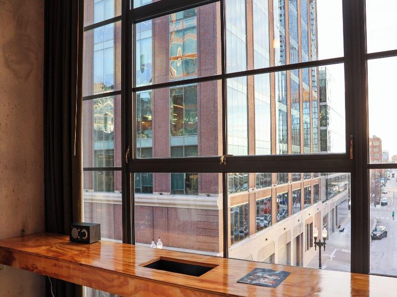 The Emily Hotel image