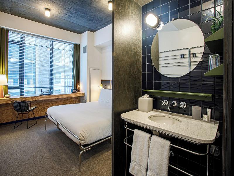 The Emily Hotel image